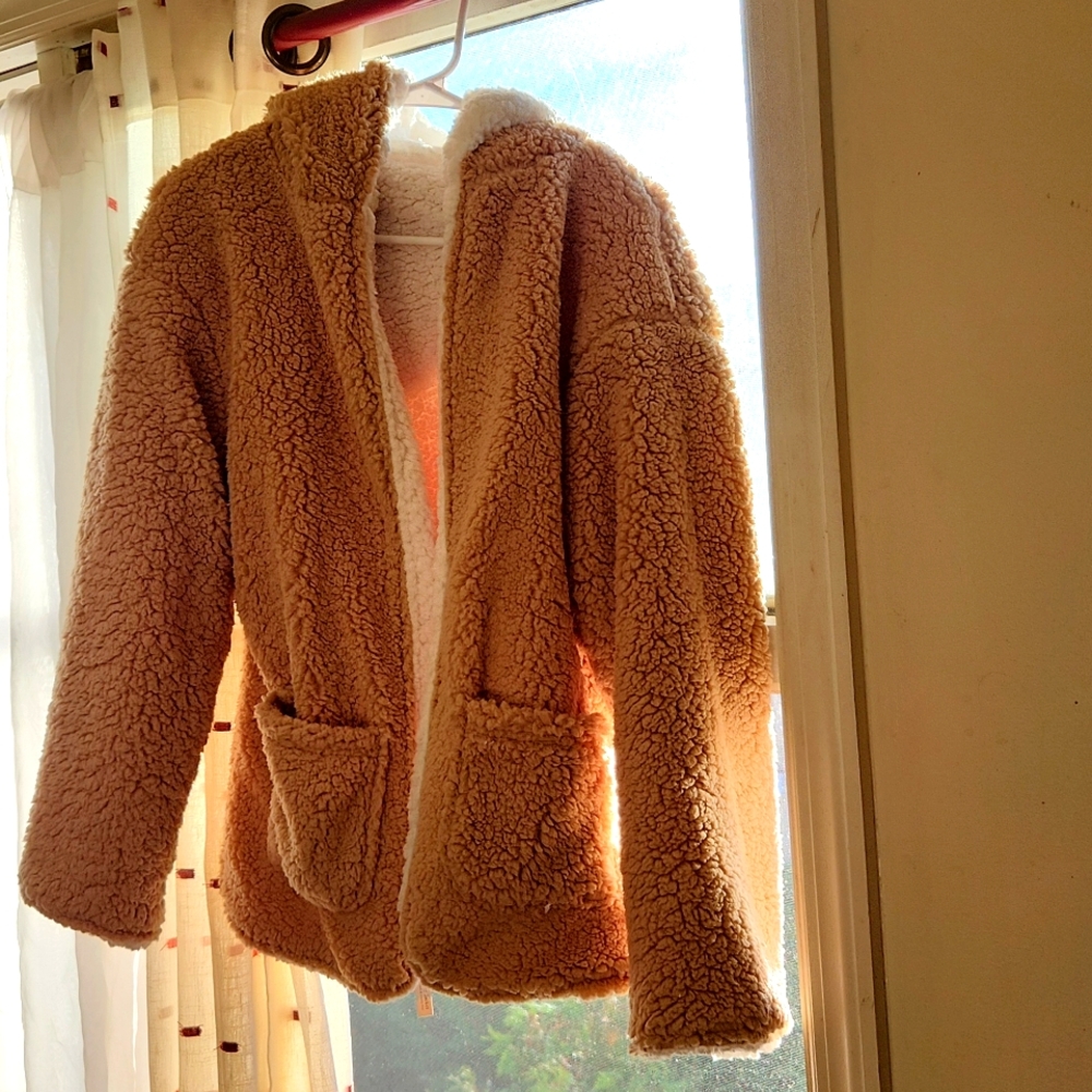 Love Tree Women's clothing